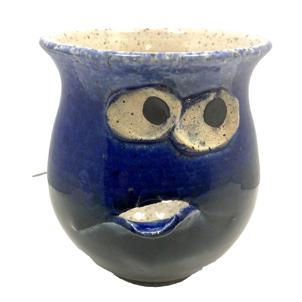 Handcrafted Studio Pottery Egg Separator Funny‎ Face Spongewear Kitchen Gadget